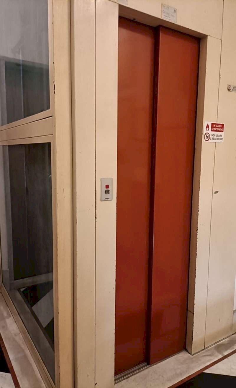 Acensore - Quadrilocale via Vittorio Veneto, Chiavari - foto 2