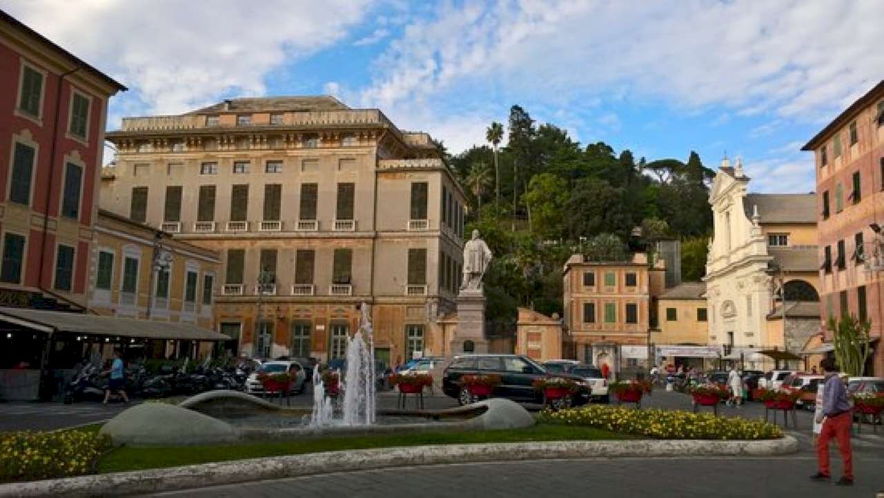 piazza matteotti2 - Four-room apartment via Vittorio Veneto, Chiavari - photo 1