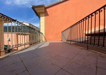 Terrazzo - Quadrilocale via Vittorio Veneto, Chiavari - foto 4