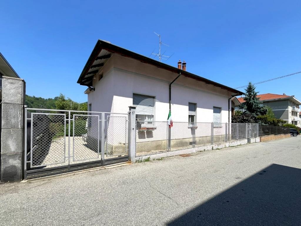 Independent house Via Firenze, Biella - photo 1