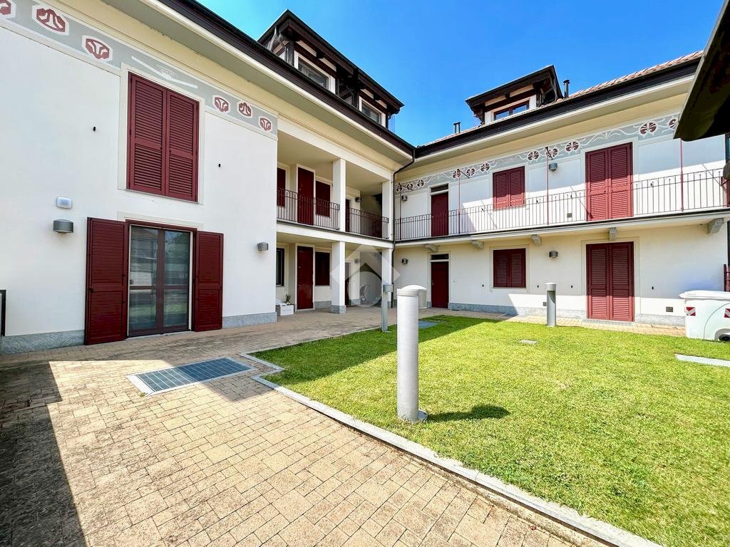 Villa Bifamiliare Via Monte Grappa, Carignano - foto 1