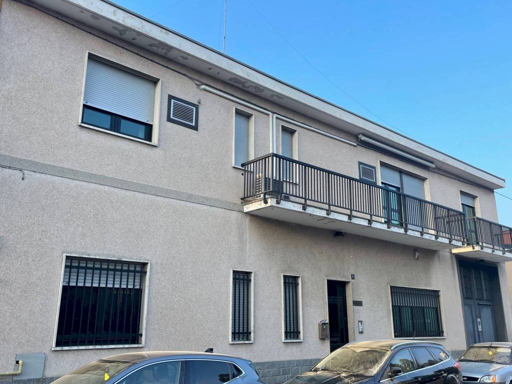 Capannone Trezzano sul Naviglio - foto 2