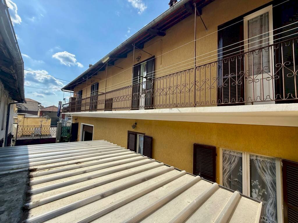 Balcone - Villa via Pietro Sola Vescovo, 4, Carmagnola - foto 2