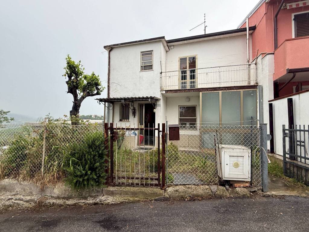 Facciata - Casa indipendente via Ca' Passino, Montescudo - Monte Colombo - foto 1