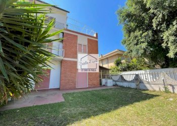 Giardino - Bilocale viale Acqua Marina, Anzio - foto 2