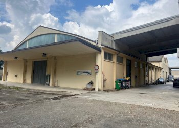 Capannone VIA BUOZZI, 40, Russi - foto 1