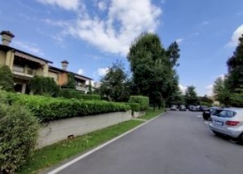 Vista - Appartamento viale Piemonte, 21, frazione Garino, Vinovo - foto 3