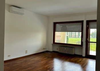 Camera - Appartamento viale Piemonte, 21, frazione Garino, Vinovo - foto 8