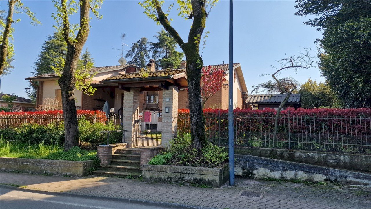 Semi-detached Villa Sala Baganza - photo 2