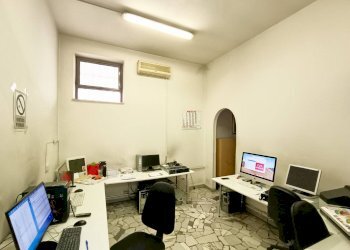 Foto 4 - Commercial Premises Casoria - photo 4