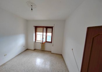 Foto 8 - Quadrilocale Via Cesare Battisti
 
23, Sonnino - foto 8