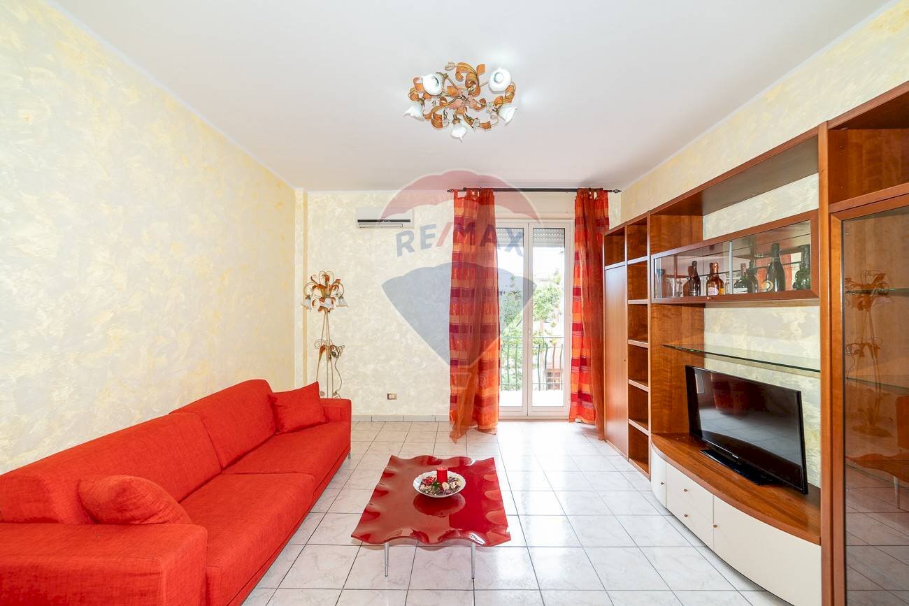 Soggiorno - Trilocale Via Pulei
 
39, Mascalucia - foto 3