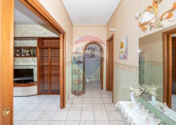 Hall / corridoio - Trilocale Via Pulei
 
39, Mascalucia - foto 1