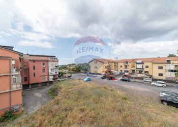 Edificio all\'aperto - Trilocale Via Pulei
 
39, Mascalucia - foto 22