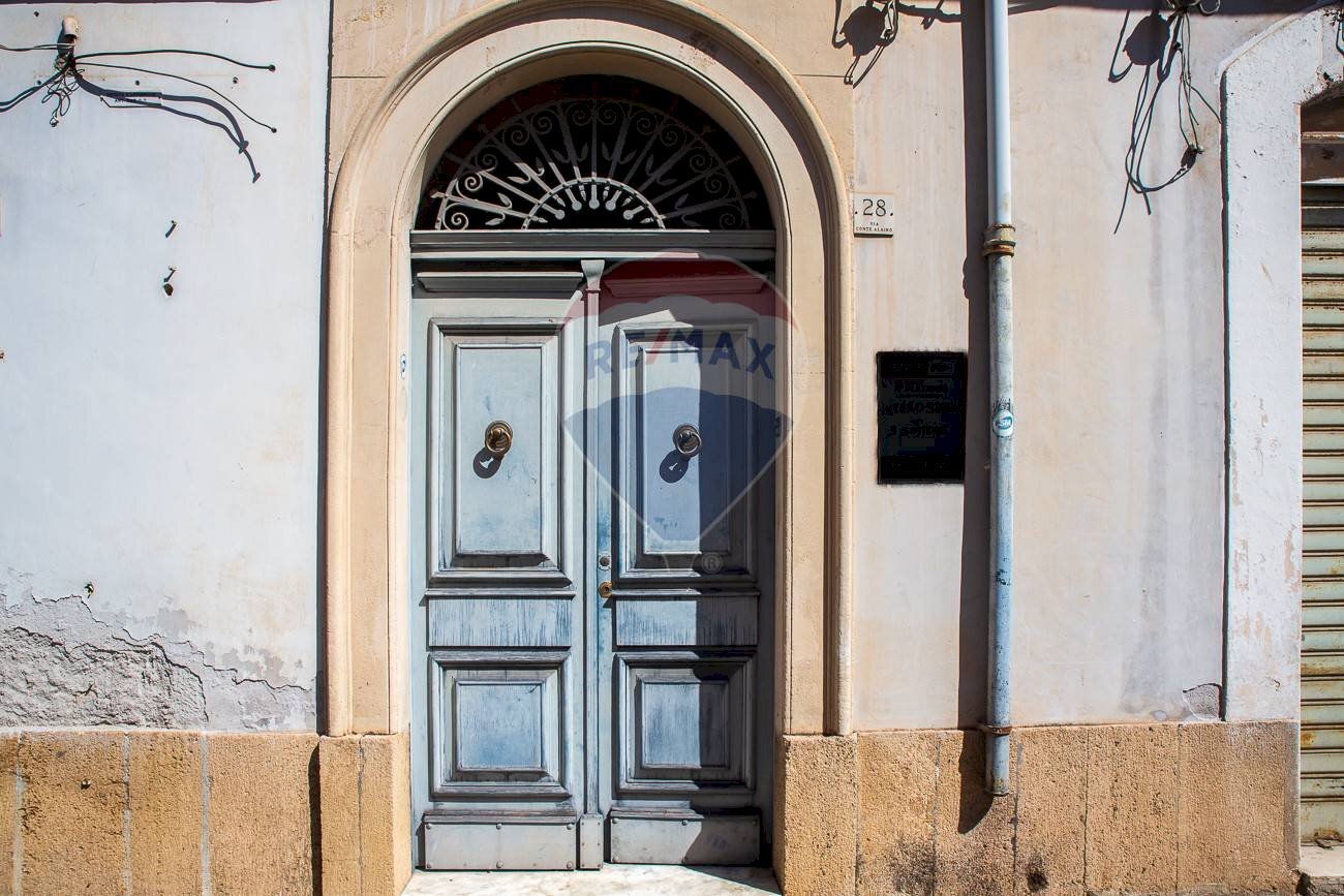 Edificio all\'aperto - Independent house Via Conte Alaimo
 
28, Lentini - photo 2