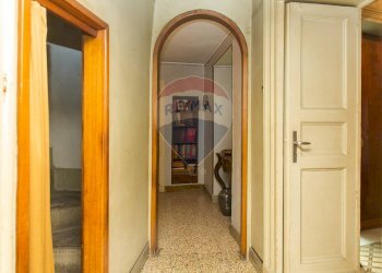 Hall / corridoio - Independent house Via Conte Alaimo
 
28, Lentini - photo 7