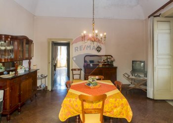 Sala da pranzo - Independent house Via Conte Alaimo
 
28, Lentini - photo 17