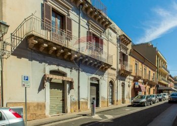 Edificio all\'aperto - Independent house Via Conte Alaimo
 
28, Lentini - photo 59