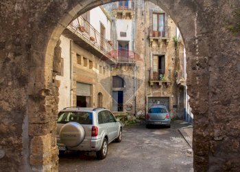 Edificio all\'aperto - Independent house Via Conte Alaimo
 
28, Lentini - photo 48