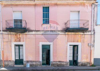 Casa all\'aperto - Trilocale Via Cavour
 
10, Mascali - foto 1