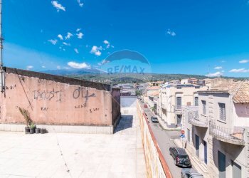 Terrazza - Trilocale Via Cavour
 
10, Mascali - foto 28