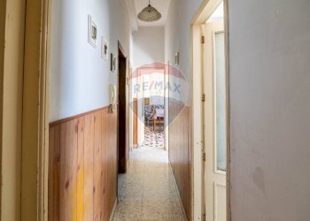 Hall / corridoio - Trilocale Via Cavour
 
10, Mascali - foto 30