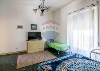 Camera / camera da letto - Trilocale Via Cavour
 
10, Mascali - foto 37