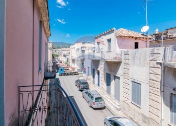 Balcone - Trilocale Via Cavour
 
10, Mascali - foto 49