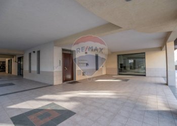 Terrazza - Locale Commerciale Via Cannicarao
 
33, Comiso - foto 5