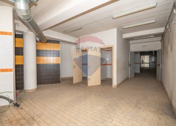 Parcheggio - Locale Commerciale Via Cannicarao
 
33, Comiso - foto 24