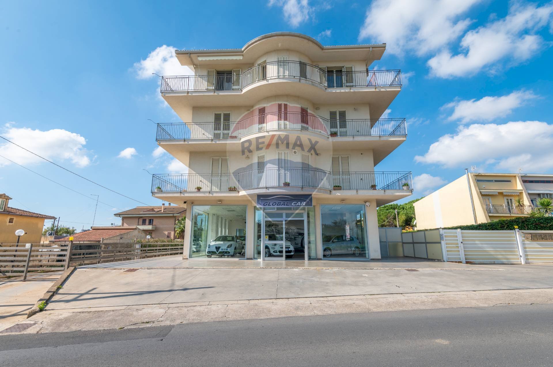 Edificio all\'aperto - Locale Commerciale Via Balatazze
 
snc, Caltagirone - foto 3