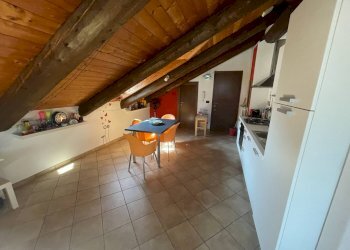 soggiorno - Two-room apartment via Soresi
 
15, Mondovì - photo 6