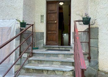 ingresso - Appartamento via san Grato
 
17, Viola - foto 3