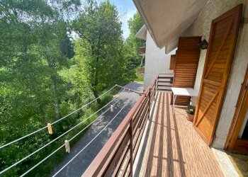 balcone con vista - Appartamento via san Grato
 
17, Viola - foto 8