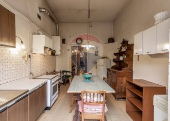 Villa VIA DANTE ALIGHIERI, 1 
 Centro storico, Reggio nell'Emilia - photo 7