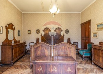 Villa VIA DANTE ALIGHIERI, 1 
 Centro storico, Reggio nell'Emilia - photo 21