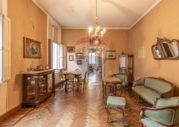 Villa VIA DANTE ALIGHIERI, 1 
 Centro storico, Reggio nell'Emilia - photo 25