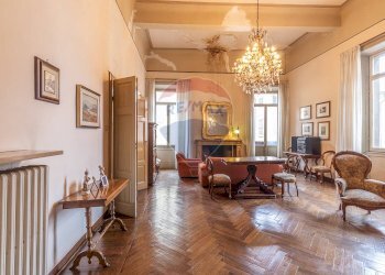 Villa VIA DANTE ALIGHIERI, 1 
 Centro storico, Reggio nell'Emilia - photo 28