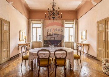 Villa VIA DANTE ALIGHIERI, 1 
 Centro storico, Reggio nell'Emilia - photo 37