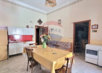 Sala da pranzo - Casa indipendente VIA PIETRO NENNI
 
6, Bagheria - foto 3