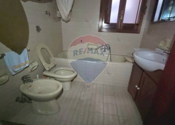 Bagno - Casa indipendente VIA PIETRO NENNI
 
6, Bagheria - foto 5