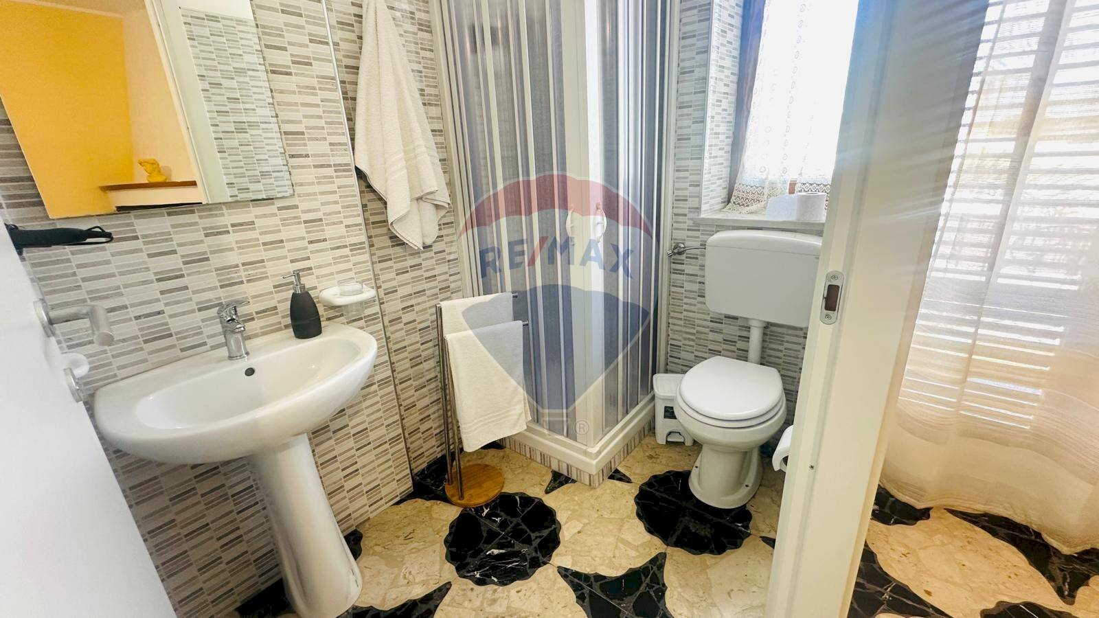 Bagno - Hotel S.S. 133
 
59, Terrasini - photo 2