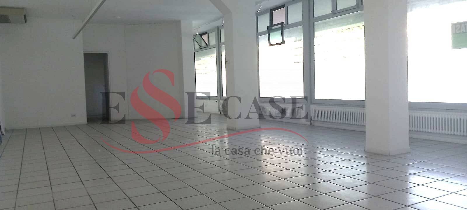 Foto 2 - Commercial Activity Alzano Lombardo - photo 2