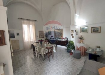 Sala da pranzo - Casa indipendente San Donaci - foto 4
