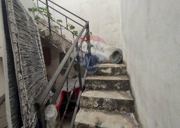 Scale - Casa indipendente San Donaci - foto 11