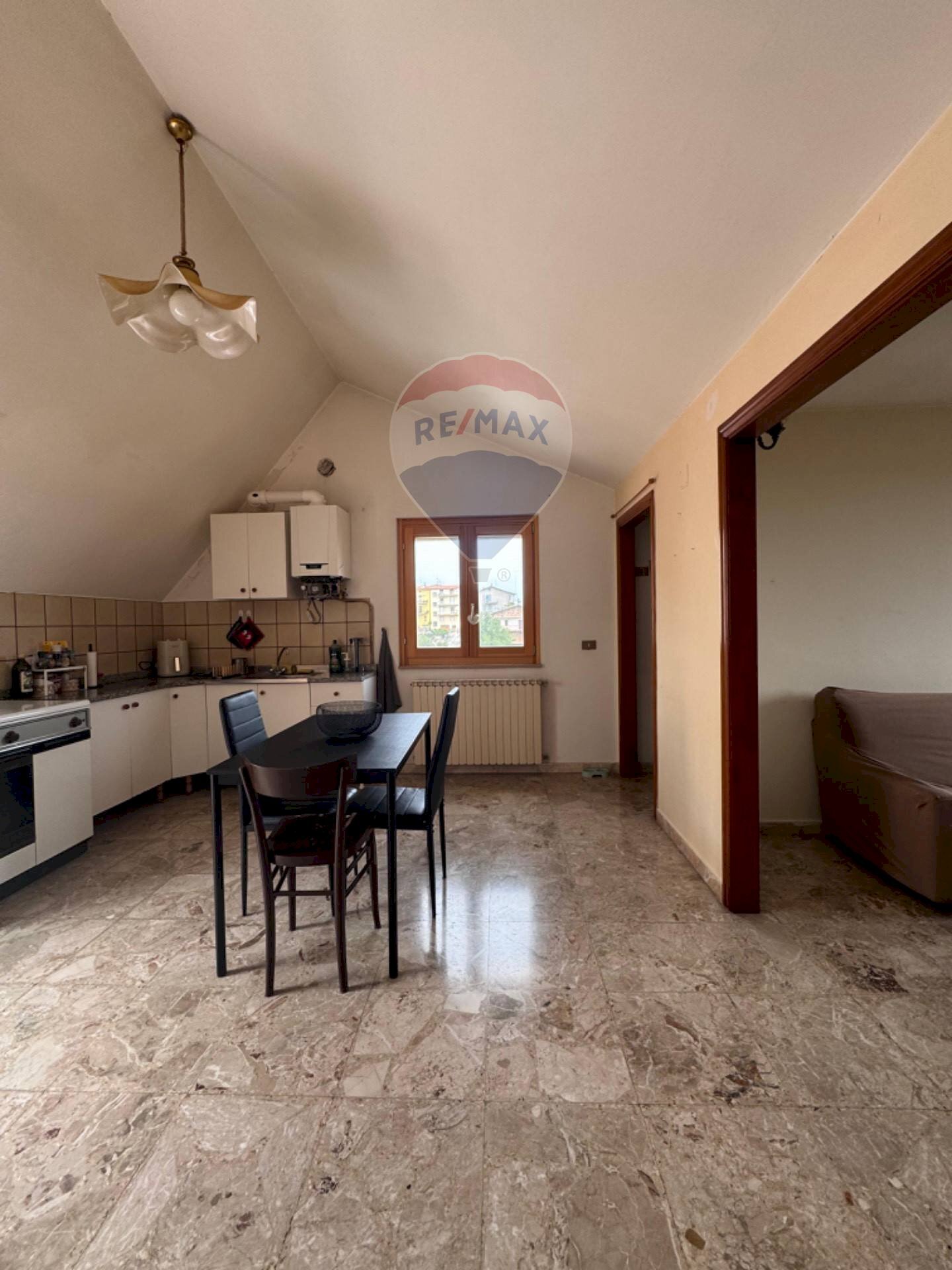 Sala da pranzo - Appartamento via Giacomo Leopardi
 
19/A, Montenero di Bisaccia - foto 3