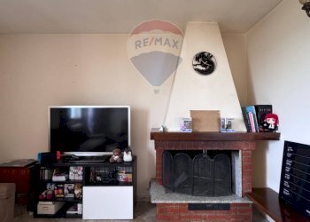 Soggiorno - Appartamento via Giacomo Leopardi
 
19/A, Montenero di Bisaccia - foto 7