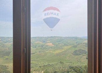 Vista delle montagne - Appartamento via Giacomo Leopardi
 
19/A, Montenero di Bisaccia - foto 20