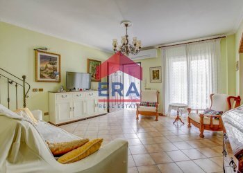 Foto 9 - Villa a Schiera via Pontedera
 
15/a, Pomezia - foto 9