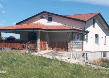 Foto 2 - Villa Via Spineto
 
36, Serre - foto 2